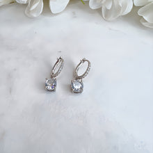 Load image into Gallery viewer, Classic Diamanté Drops