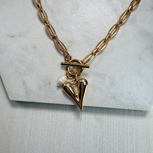 Load image into Gallery viewer, Front Fastening Heart &amp; Pearl Necklace