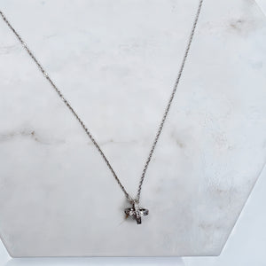 Silver Kiss Necklace