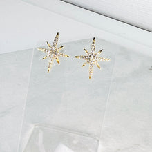 Load image into Gallery viewer, Gold Diamanté Star Stud