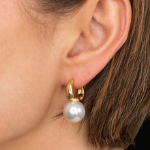 Load image into Gallery viewer, Fixed Cream Pearl Drop Earrings
