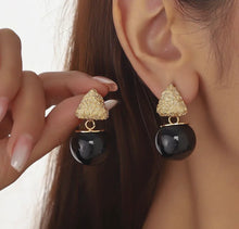 Load image into Gallery viewer, Black &amp; Gold Drop Earrings
