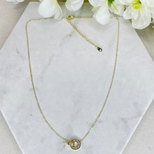 Load image into Gallery viewer, Gold Interlinked Baguette Necklace