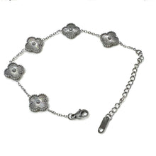 Load image into Gallery viewer, Steel Clover Bracelet