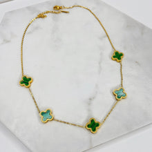 Load image into Gallery viewer, Smooth Green Clover Necklace