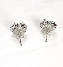 Load image into Gallery viewer, Square Cut Diamanté Studs