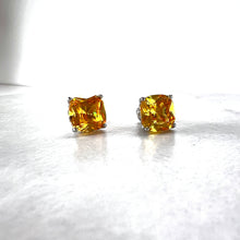 Load image into Gallery viewer, Yellow Stone Diamanté Stud