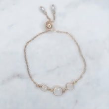 Load image into Gallery viewer, Delicate Quartz Bracelet