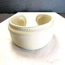 Load image into Gallery viewer, Padded Mouldable Cuff