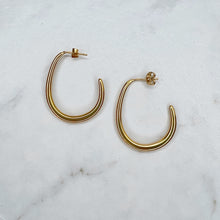 Load image into Gallery viewer, Fine Gold Hoop Earrings