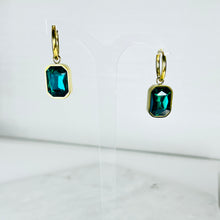 Load image into Gallery viewer, Gold Hoop Drops