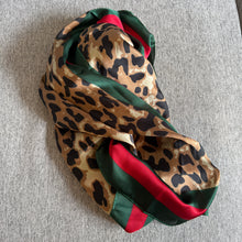 Load image into Gallery viewer, Square Leopard Print Scarf