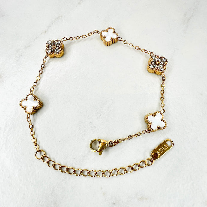 9mm Pearl & Diamanté Gold Bracelet