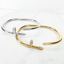 Load image into Gallery viewer, Diamanté Nail Cuff
