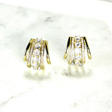 Load image into Gallery viewer, Curved Multi Strand Gold Studs