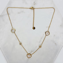 Load image into Gallery viewer, Delicate Gold Shell Necklace