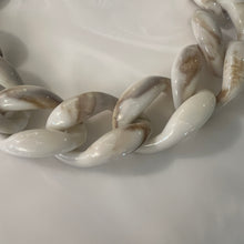 Load image into Gallery viewer, Pale Cream Acrylic Necklace