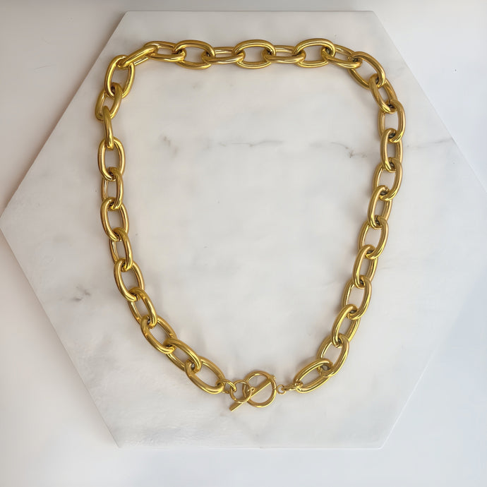 Heavy Chain Toggle Necklace