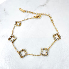 Load image into Gallery viewer, Open Diamanté Clover Bracelet