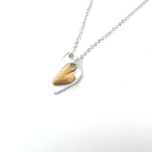 Load image into Gallery viewer, Delicate Heart Pendant