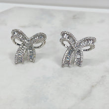 Load image into Gallery viewer, Silver Bow Earrings