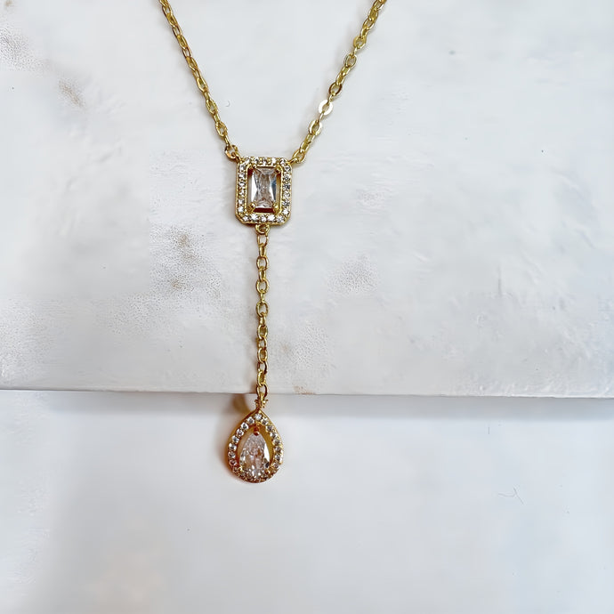 Gold Halo & Pear Drop Necklace