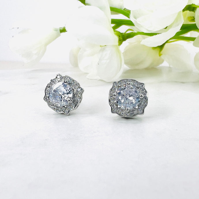 Exquisite Deco Studs