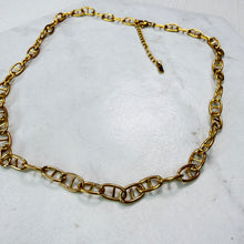 Load image into Gallery viewer, Delicate Oval Gold Chain