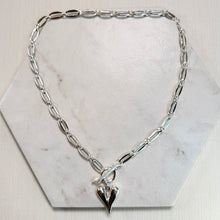 Load image into Gallery viewer, Front Fastening Heart &amp; Pearl Necklace