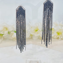 Load image into Gallery viewer, Black Fine Chain Earrings