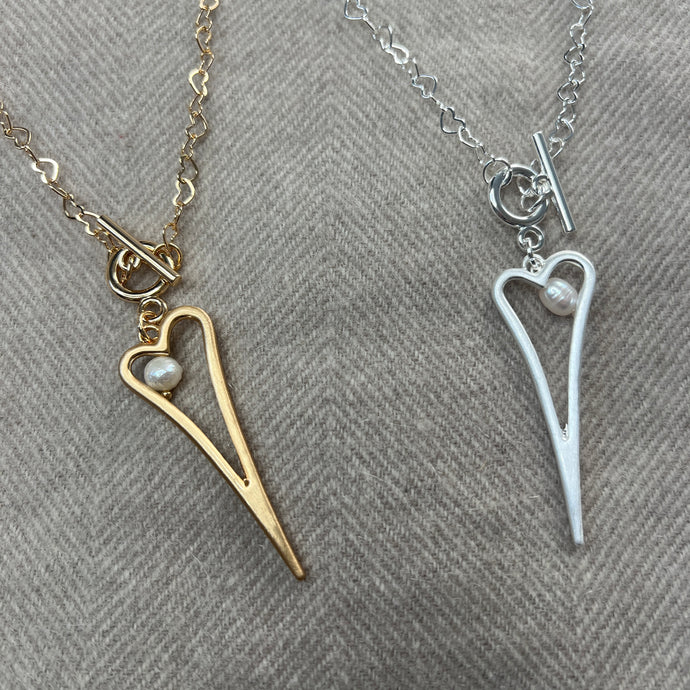 Heart & Pearl Necklace