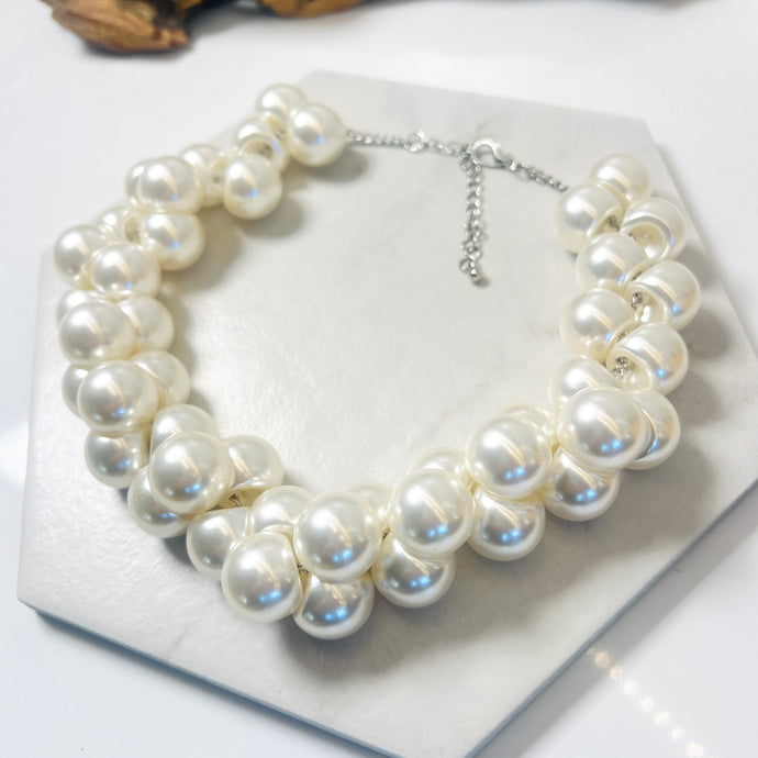 Cream Pearl Necklace
