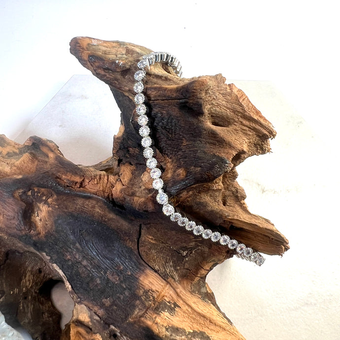 Small Stone 17cm Tennis Bracelet