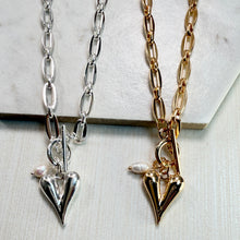 Load image into Gallery viewer, Front Fastening Heart &amp; Pearl Necklace