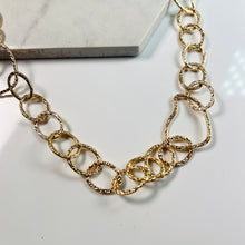 Load image into Gallery viewer, Versatile Gold Link Necklace