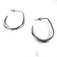 Load image into Gallery viewer, Fine Silver Hoops