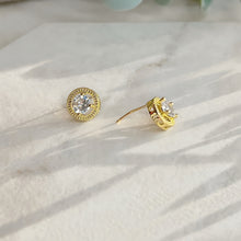 Load image into Gallery viewer, New Gold Halo Studs