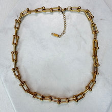 Load image into Gallery viewer, Classic Gold Paperclip Necklace