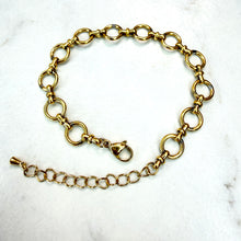 Load image into Gallery viewer, Gold Links Bracelet