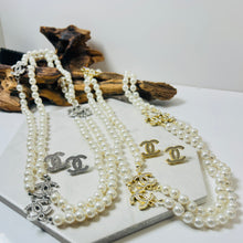 Load image into Gallery viewer, CC Diamanté Earrings