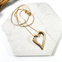 Load image into Gallery viewer, Classic Heart Necklace