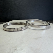 Load image into Gallery viewer, Stretchy Love Rivet Cuff