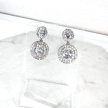 Load image into Gallery viewer, Ornate Gold Drop Earrings