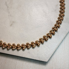 Load image into Gallery viewer, Detailed Gold Chain