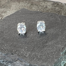 Load image into Gallery viewer, Classic Oval Diamanté Stud