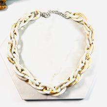 Load image into Gallery viewer, Black Woven Acrylic Collar