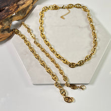 Load image into Gallery viewer, Larger Link Gold Pig Nose Necklace