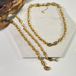 Larger Link Gold Pig Nose Necklace
