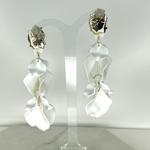 Lightweight Petal Drops