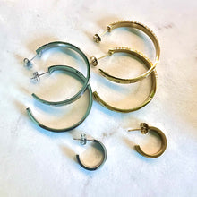 Load image into Gallery viewer, Small Silver Rivet Earrings